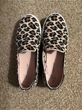 Leopard Print Slip-On Women’s Sneakers - Black & Tan